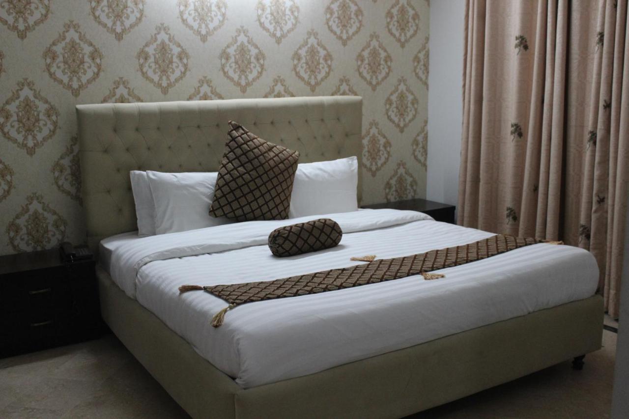 Royal Luxus Guest House Islamabad Zewnętrze zdjęcie