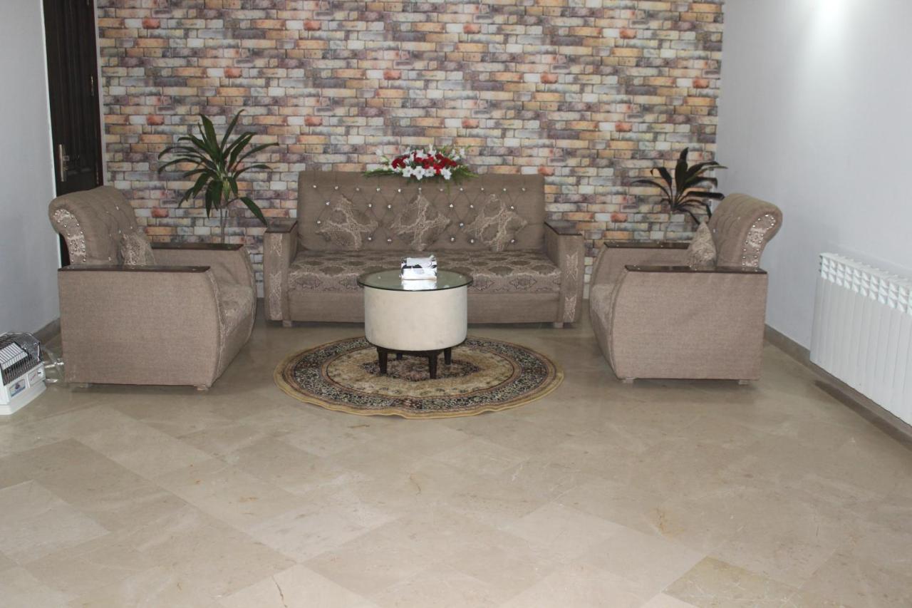 Royal Luxus Guest House Islamabad Zewnętrze zdjęcie