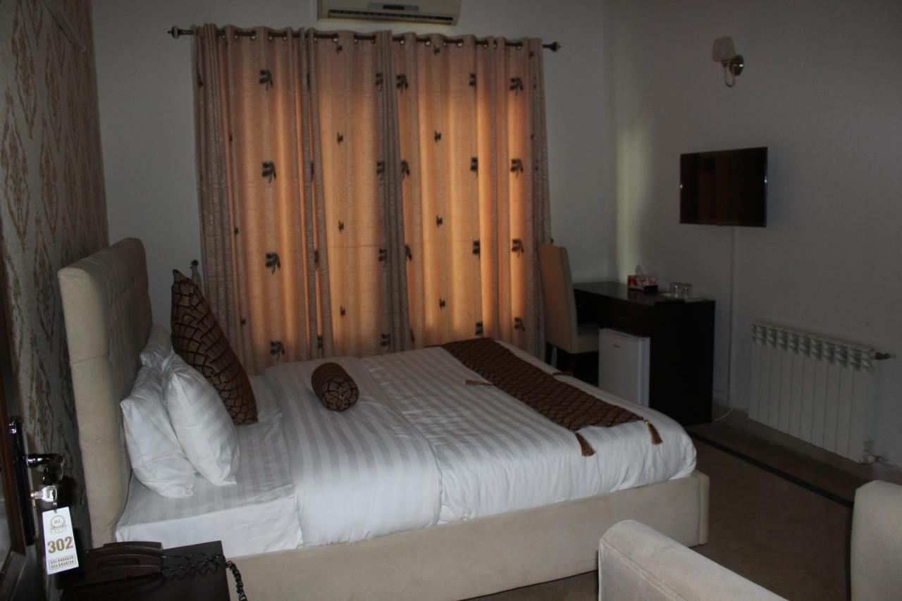 Royal Luxus Guest House Islamabad Zewnętrze zdjęcie