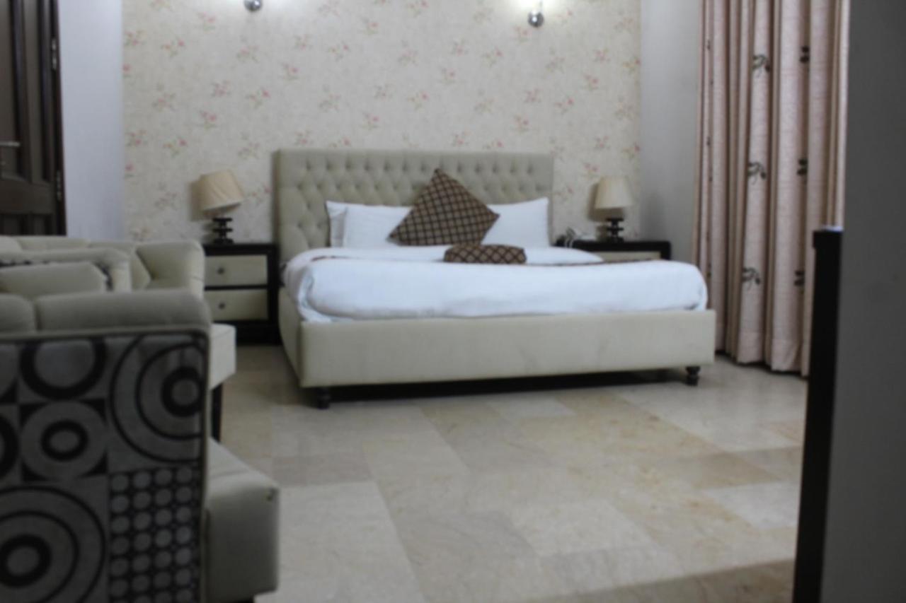 Royal Luxus Guest House Islamabad Zewnętrze zdjęcie